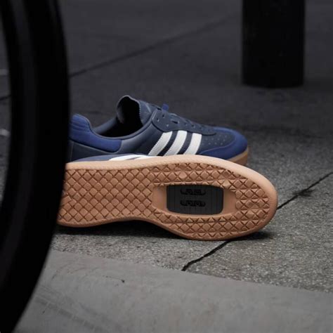 leren bosschoenen adidas|Adidas Originals Leren schoenen online .